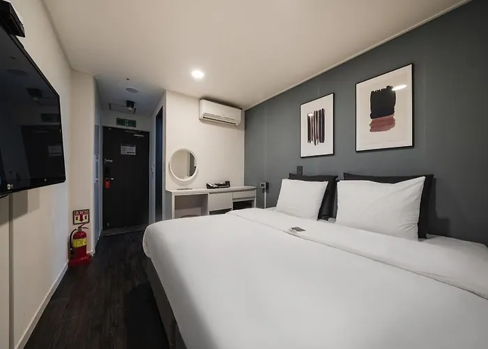 Myeongdong Chungmuro Youngin Hotel Seúl