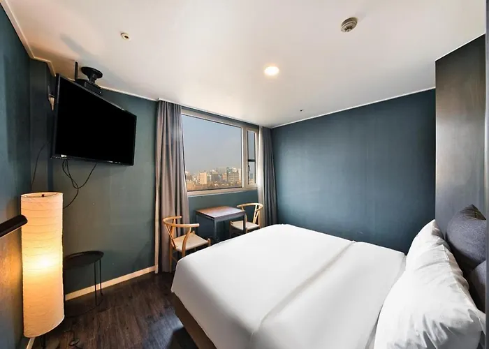 Myeongdong Chungmuro Youngin 2* Seoul